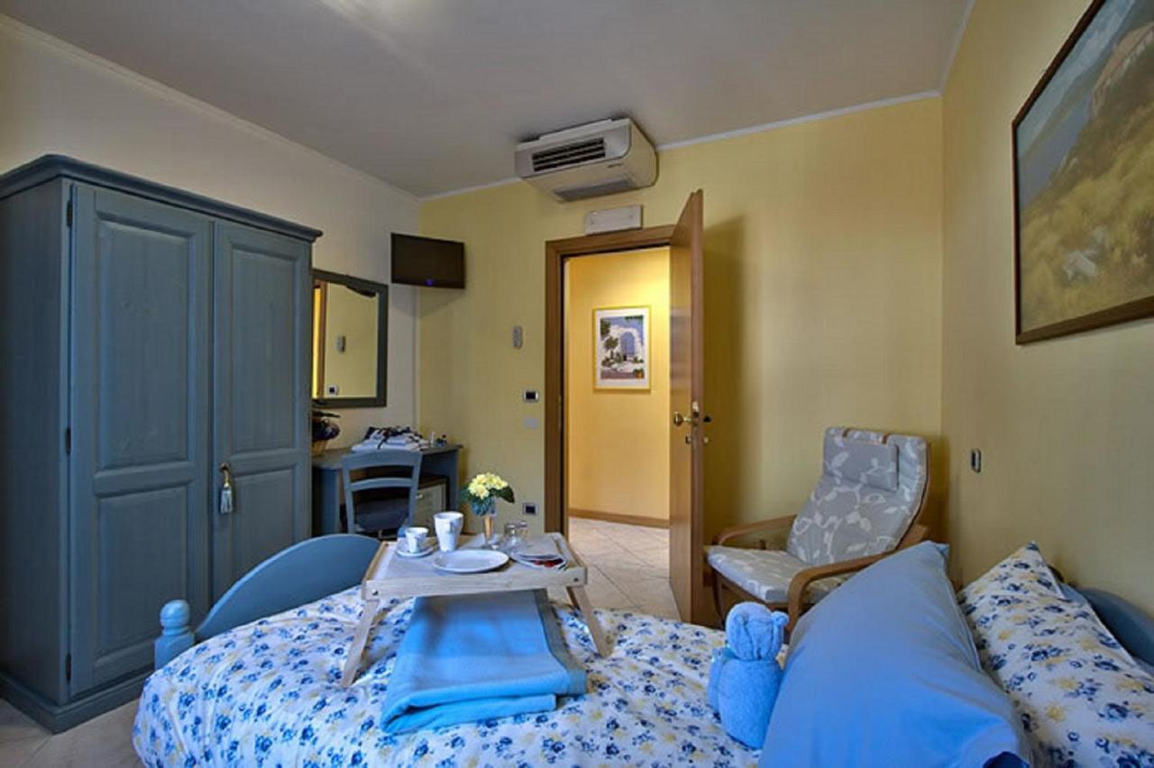 טולמצו Pergola Rooms מראה חיצוני תמונה